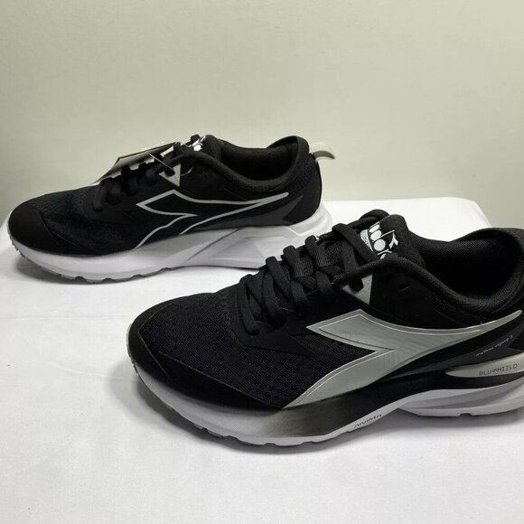 NEW DIADORA Mens Blushield Vigore 3 Sneakers Size 9.5 Wide Running  Black